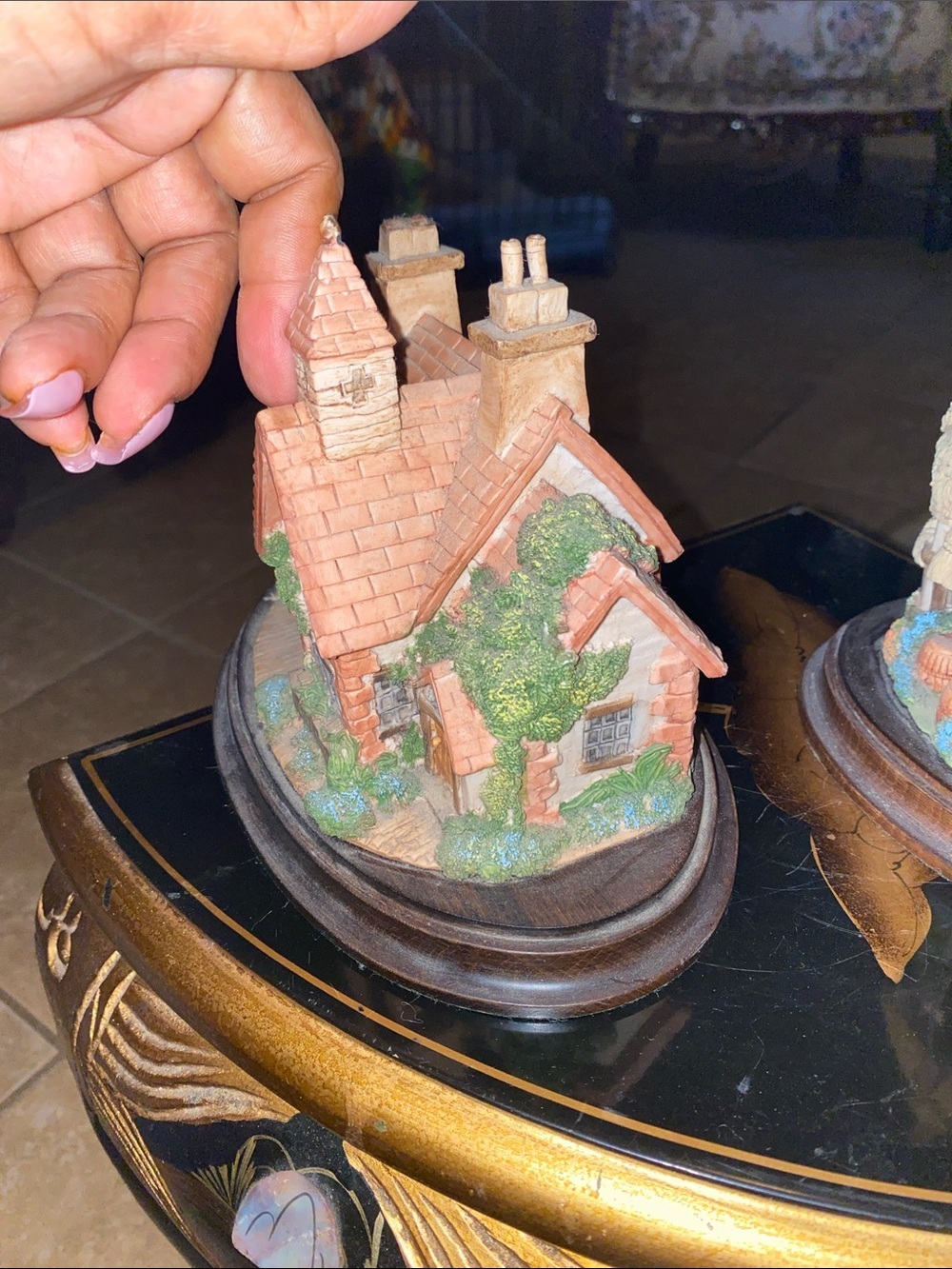 Vintage Hand-Painted Ceramic Cottage Dome Decor in Tan and Green Pair of 2 - Picture 7 of 11